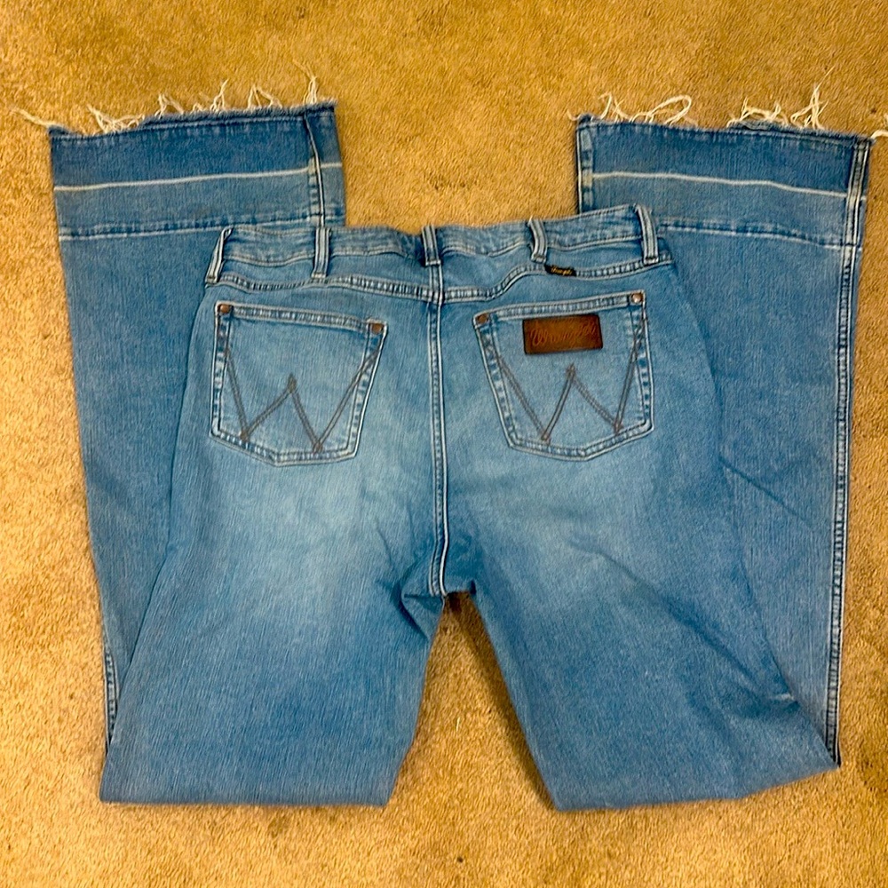 Wranglers Women’s high Rise trouser size 32x34 long